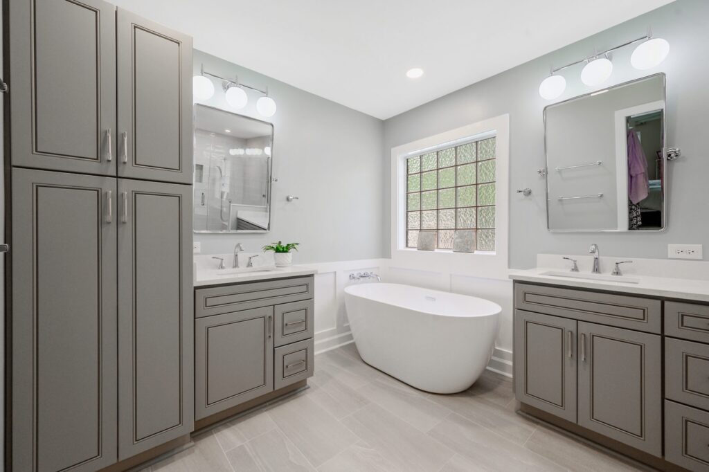 freestanding tub