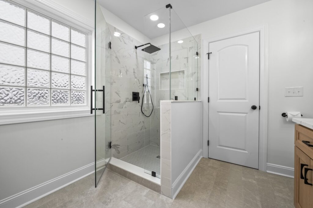 Glass shower