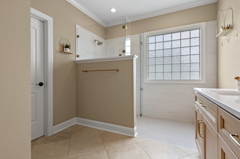 shower stall wall