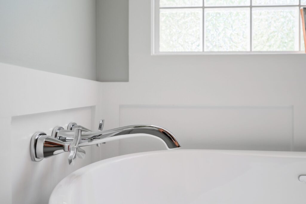 Bath faucet